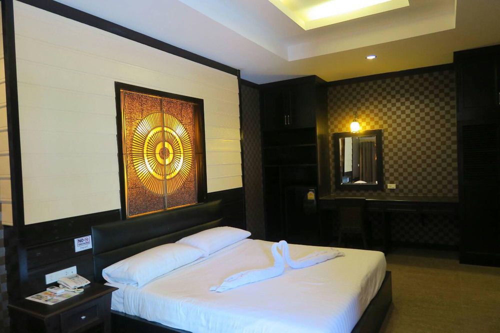 Oyo 245 Sweet Sense Jomtien Resort Pattaya Esterno foto